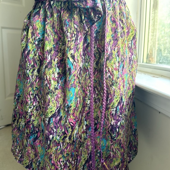 Sleeveless Dress - Picture 2 of 6